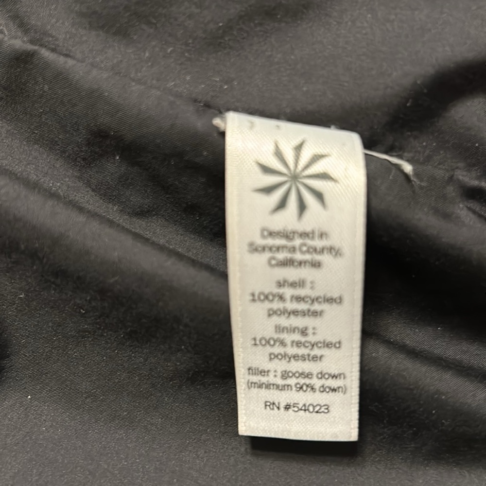 Athleta Lightweight Puffer Jacket - image 8